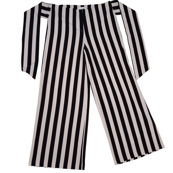 New York & Company Black and White Stripes Wide-leg Tye Waist Pants, Size 12 - Picture 2 of 4